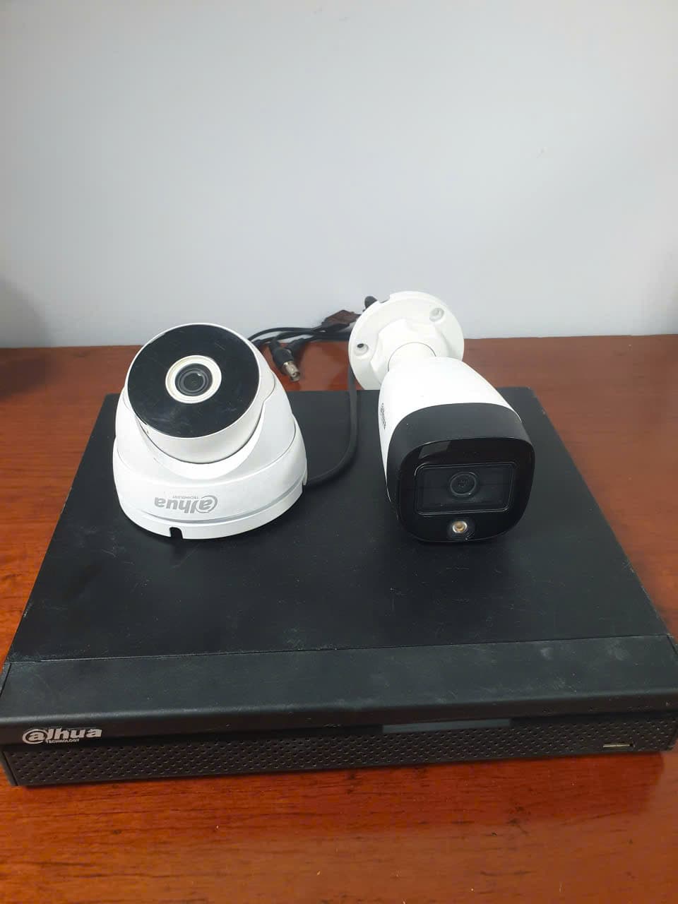 Bộ 2 Camera quan sát Dahua (hdd 500G)