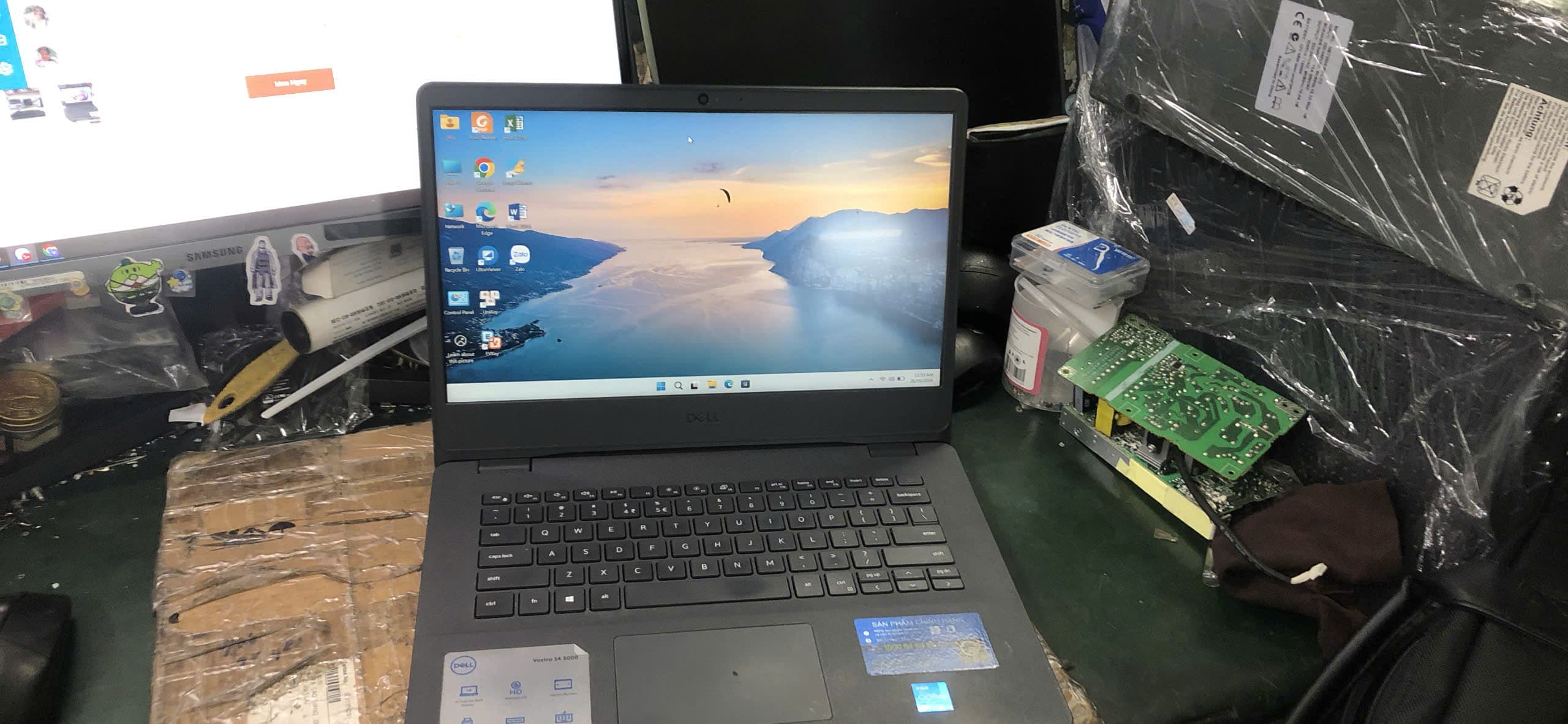Laptop cũ Dell Vostro 3400 Core i5-1135G7 | 8GB | 256GB | HDD 500G I 14 inch FHD